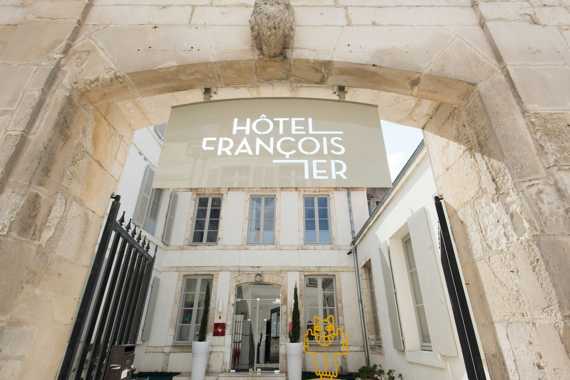 弗兰切斯第一城市风格酒店 拉罗歇尔 外观 照片